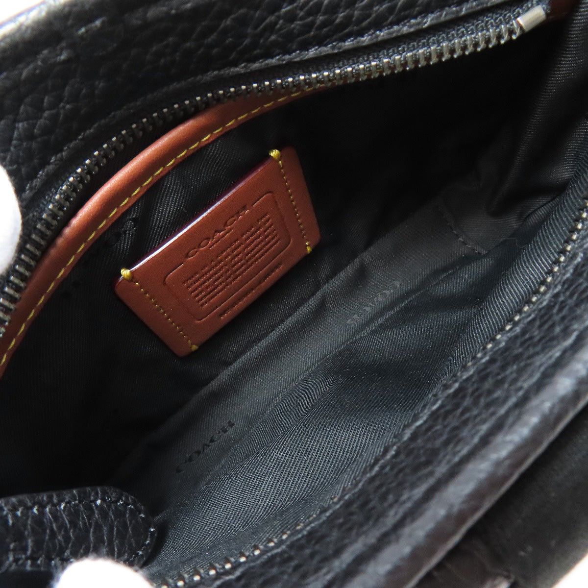 COACH コーチ CM335 ベック スリム ショルダーバッグ レザー レディース 中古