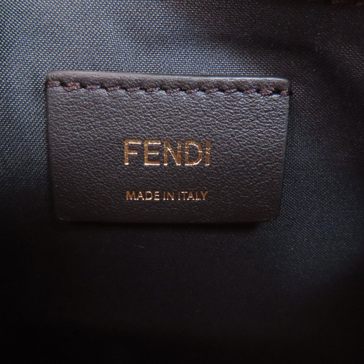 FENDI フェンディ チェーンショルダー ショルダーバッグ カーフ レディース 中古