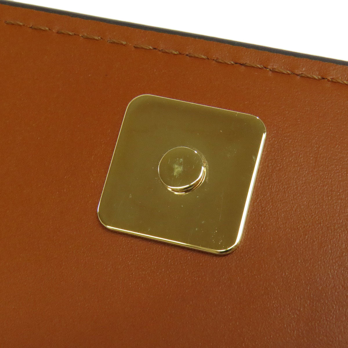 FENDI フェンディ チェーンショルダー ショルダーバッグ レザー レディース 中古