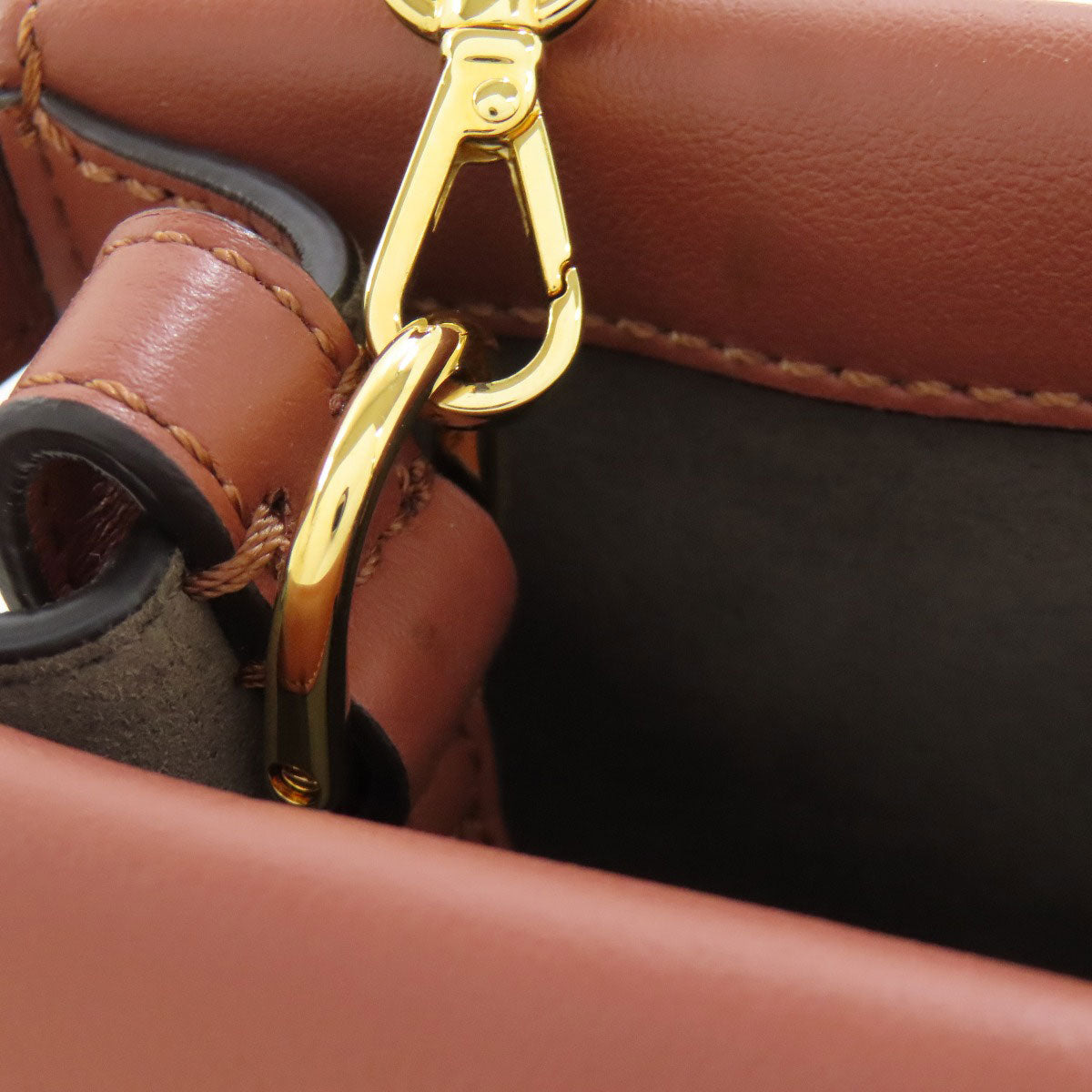 FENDI フェンディ フリップ スモール 2WAY ショルダーバッグ カーフ レディース 中古