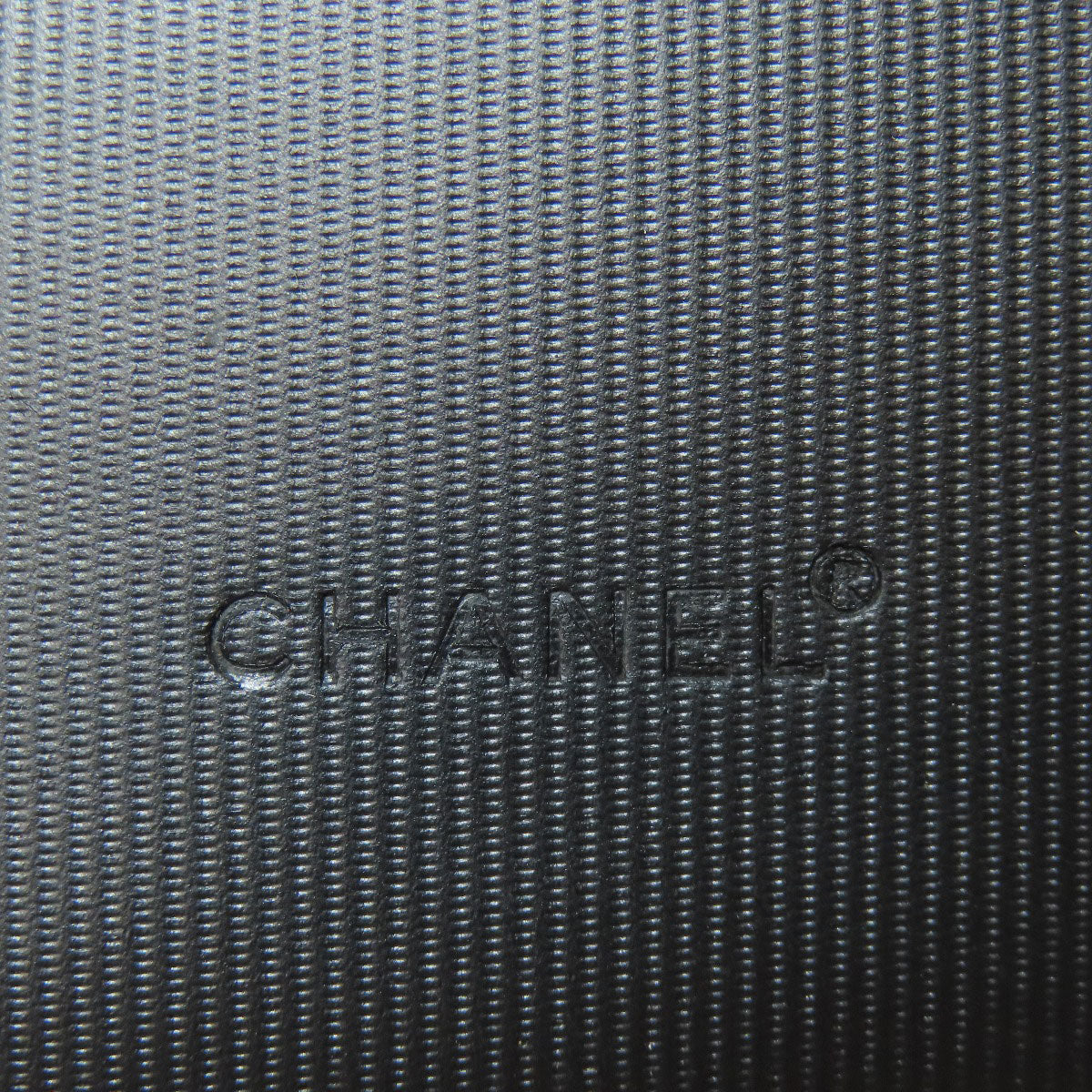 CHANEL シャネル トラベルライン 長財布（小銭入れあり） ナイロン レディース 中古