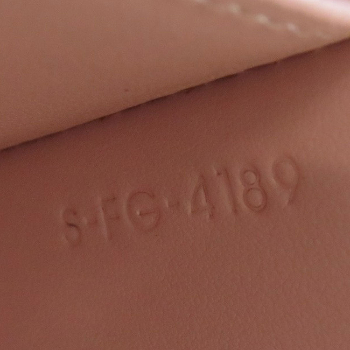 CELINE セリーヌ 三つ折り財布 二つ折り財布（小銭入れあり） レザー レディース 中古