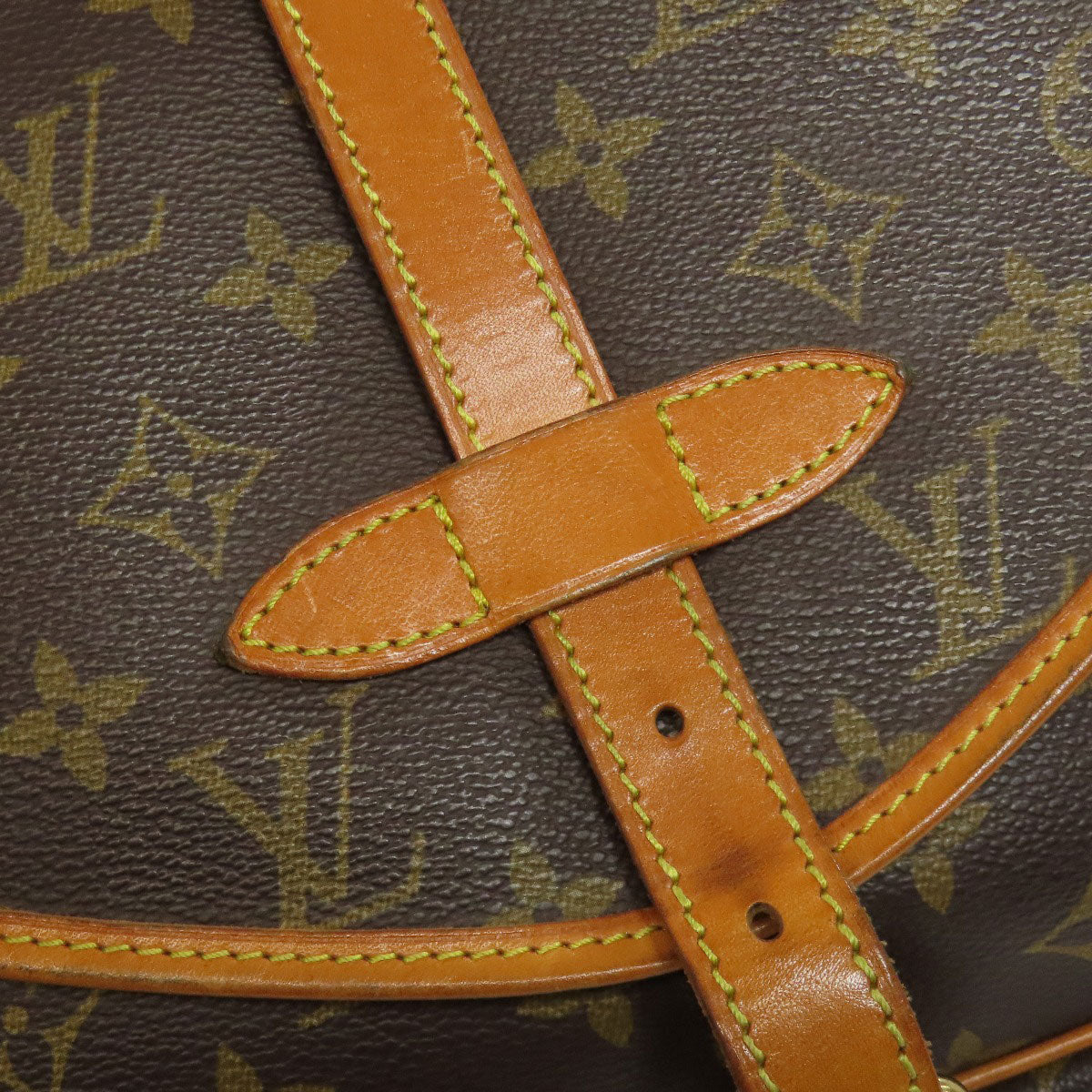 LOUIS VUITTON ルイヴィトン M40710 ソミュールMM ショルダーバッグ モノグラムキャンバス レディース 中古
