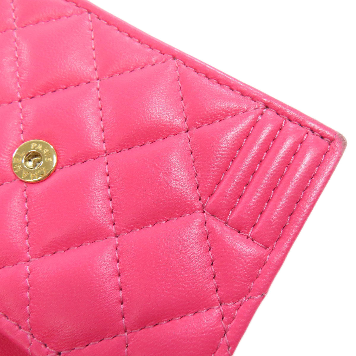 CHANEL シャネル 三つ折り ボーイ シャネル ゴールド金具 二つ折り財布（小銭入れあり） カーフ レディース 中古
