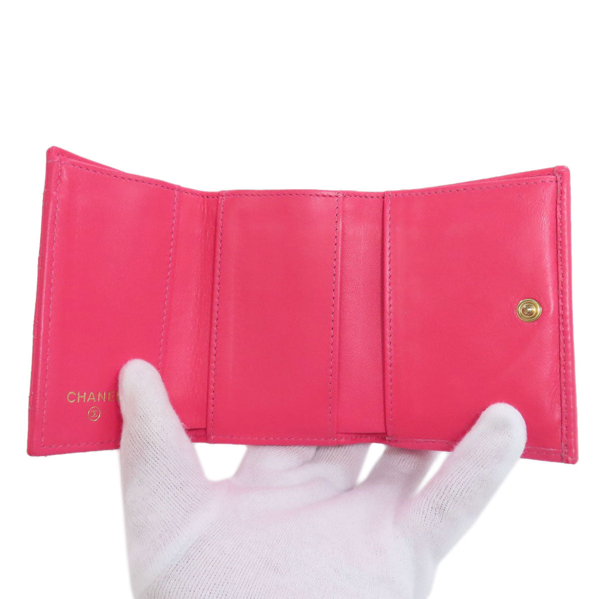 CHANEL シャネル 三つ折り ボーイ シャネル ゴールド金具 二つ折り財布（小銭入れあり） カーフ レディース 中古