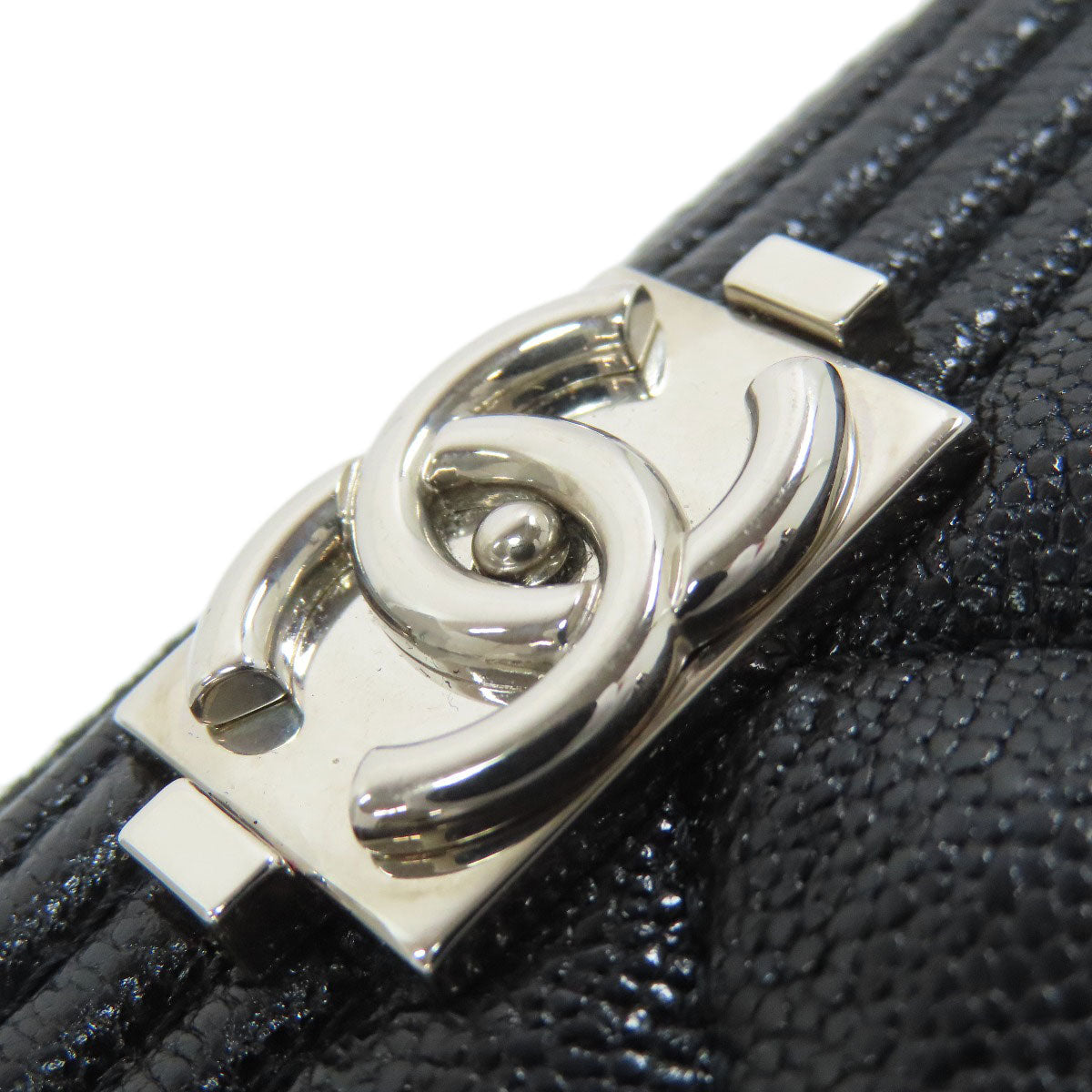 CHANEL シャネル ボーイ シャネル シルバー金具 長財布（小銭入れあり） カーフ レディース 中古
