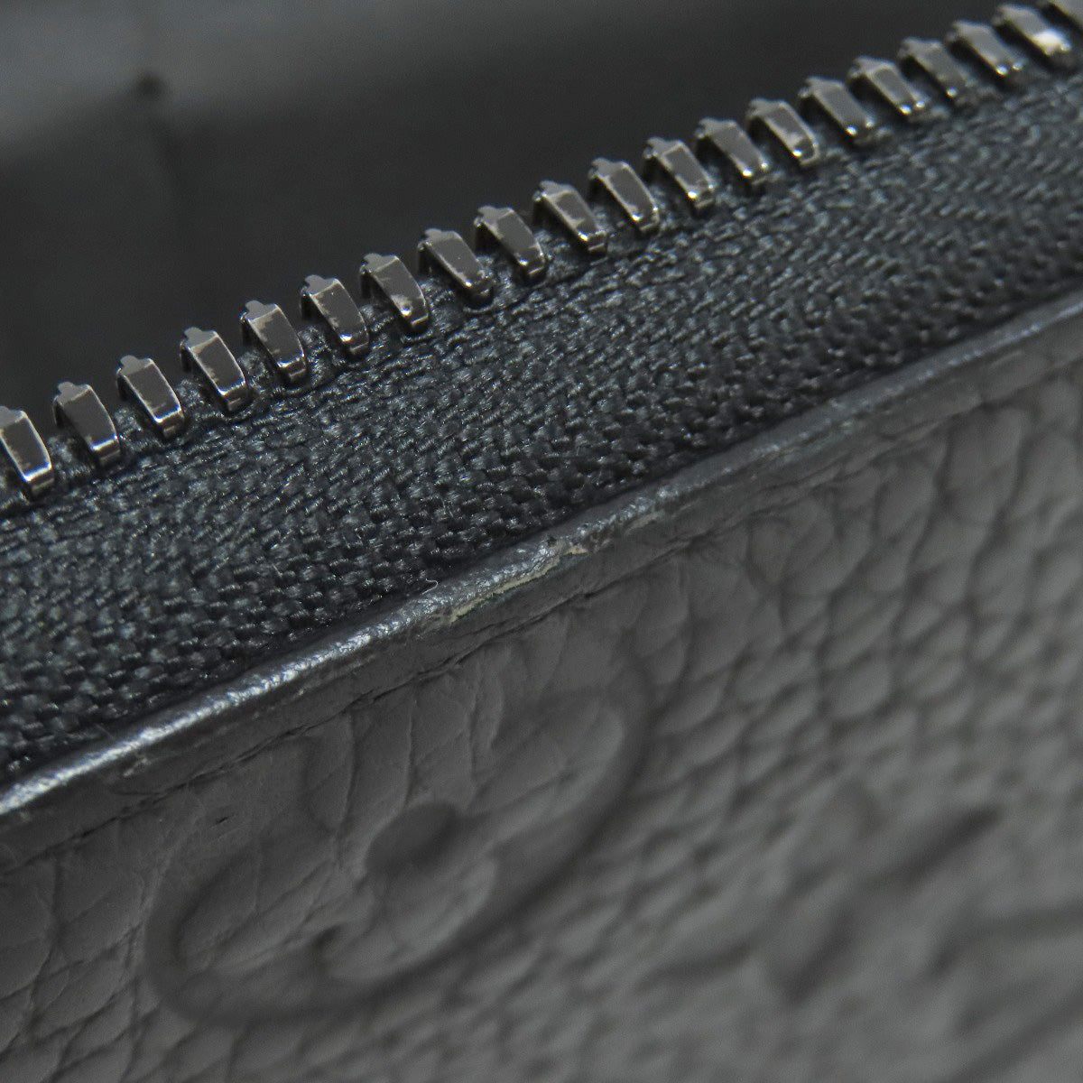 LOUIS VUITTON ルイヴィトン M69047 ジッピー・ウォレット ヴェルティカル 長財布（小銭入れあり） アンプラント レディース 中古