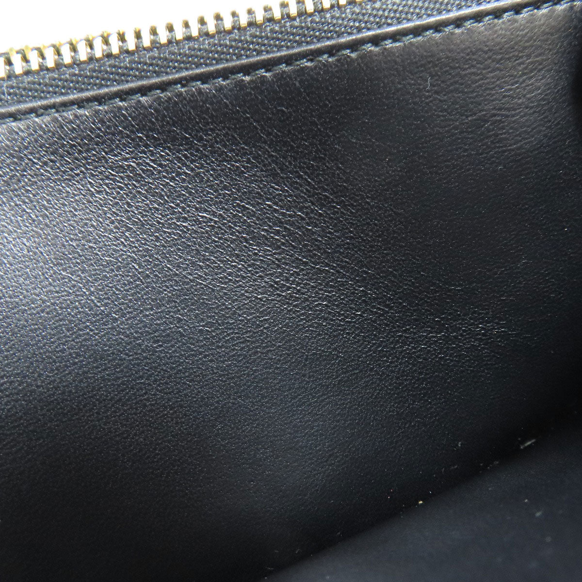 LOEWE ロエベ ラウンドファスナー 長財布（小銭入れあり） レザー レディース 中古
