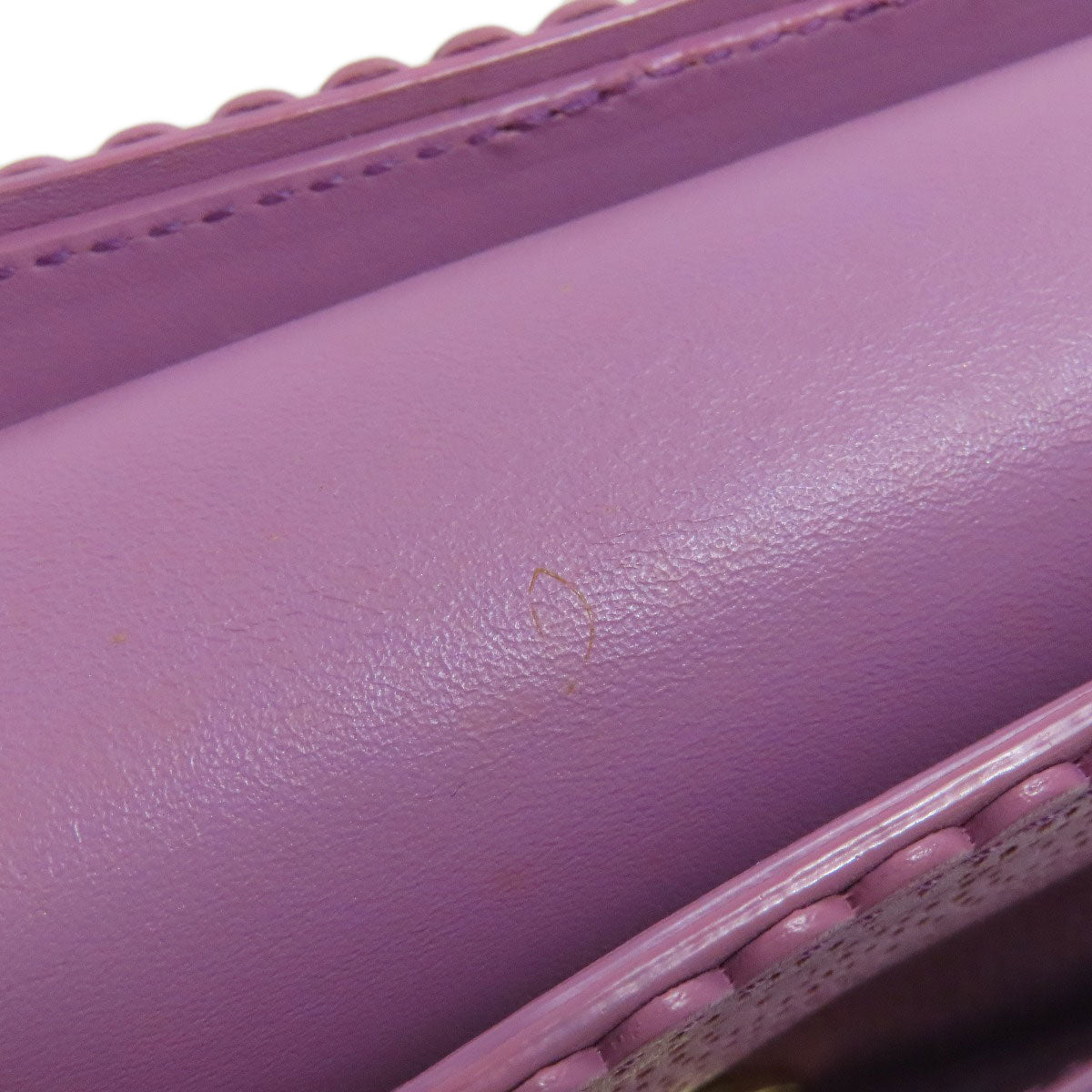 Salvatore Ferragamo サルヴァトーレフェラガモ ヴァラリボン ショルダーバッグ レザー レディース 中古