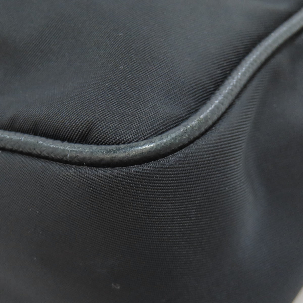 PRADA プラダ ロゴ金具 ショルダーバッグ ナイロン レディース 中古