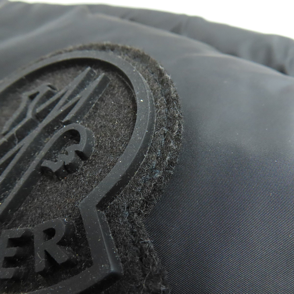 MONCLER モンクレール ロゴ ボディバッグ ナイロン レディース 中古