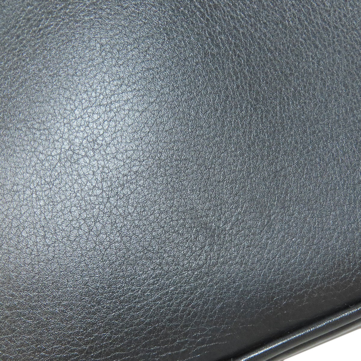 LOUIS VUITTON ルイヴィトン M80450 ユーティリティ クロスボディ ボディバッグ カーフ レディース 中古