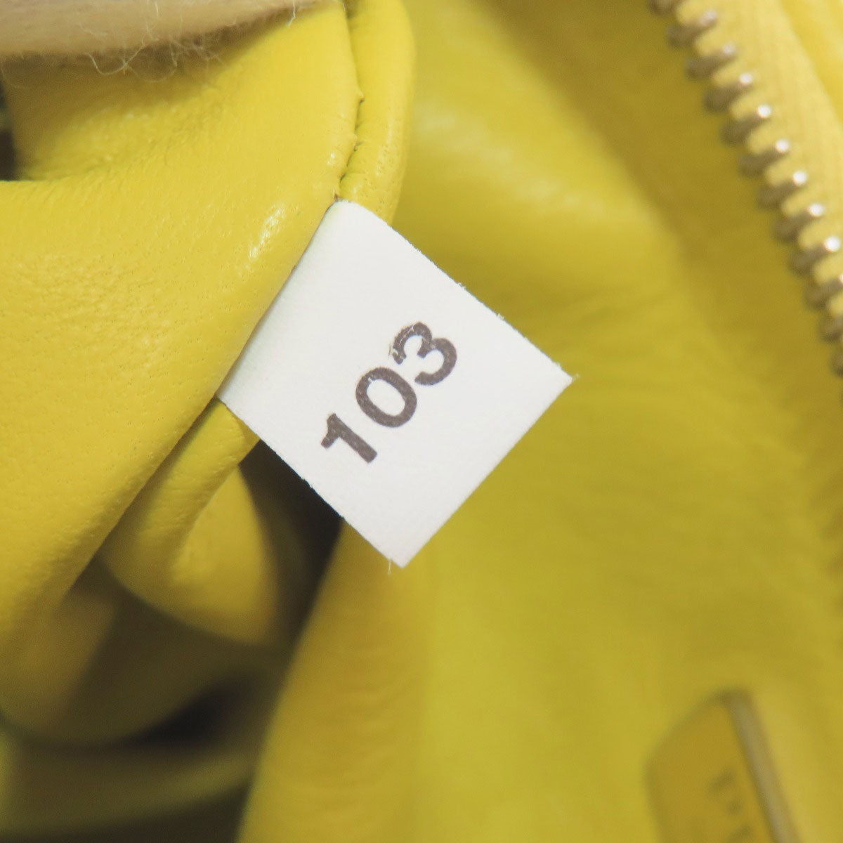PRADA プラダ ロゴ金具 ショルダーバッグ カーフ レディース 中古