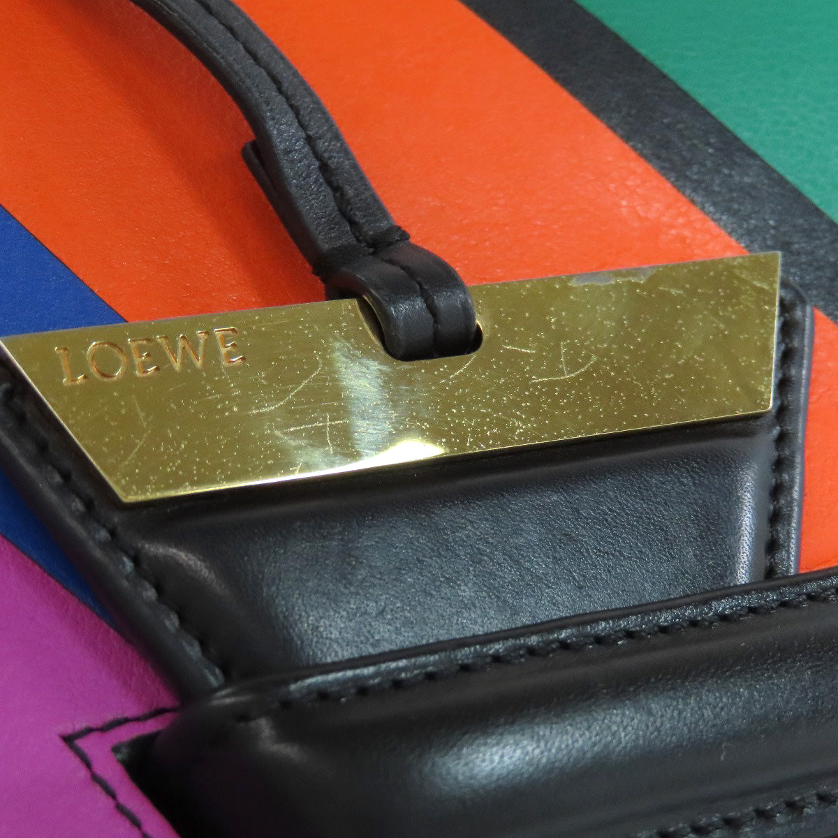 LOEWE ロエベ バルセロナ クリスマスコレクション ショルダーバッグ レザー レディース 中古