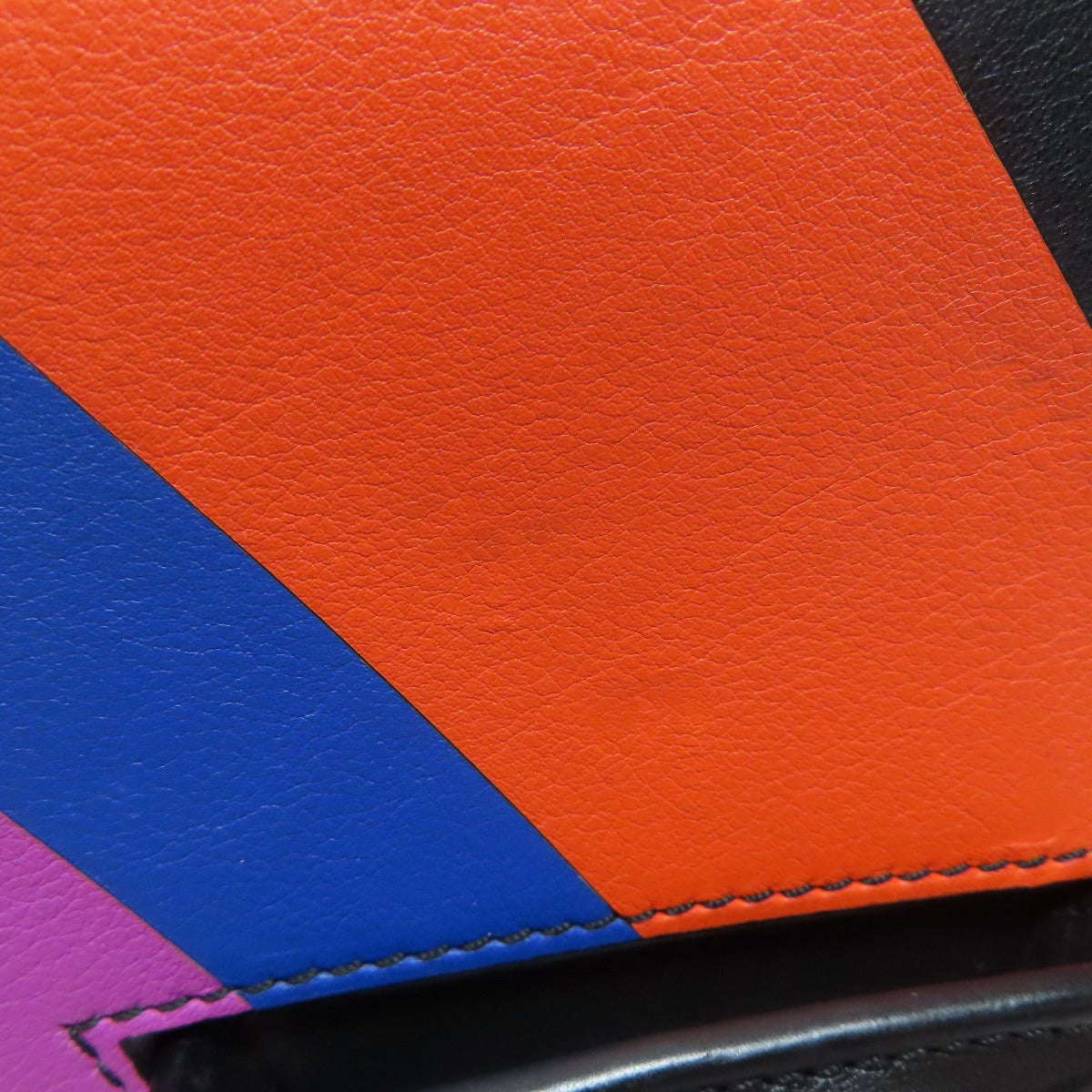 LOEWE ロエベ バルセロナ クリスマスコレクション ショルダーバッグ レザー レディース 中古