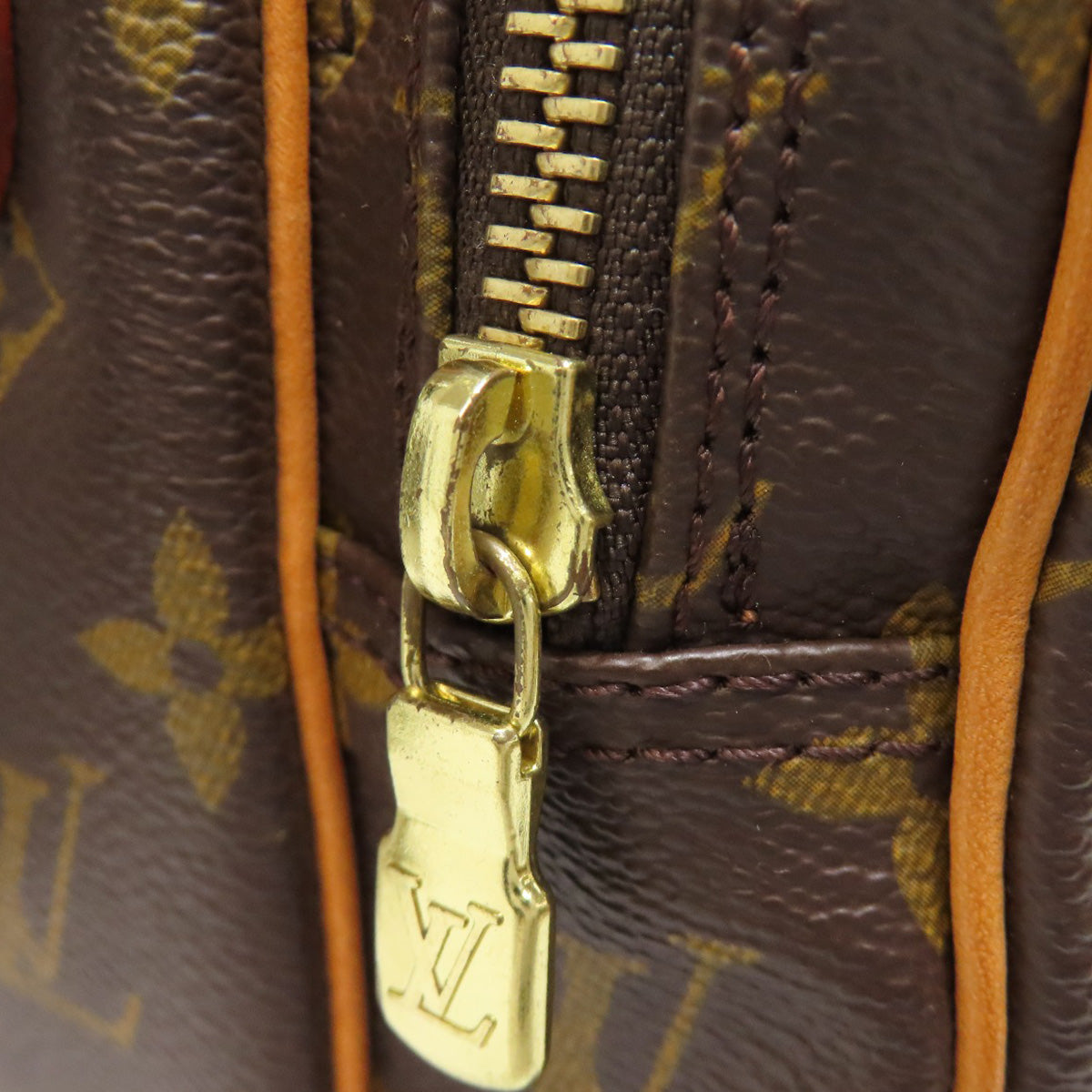 LOUIS VUITTON ルイヴィトン M45236 アマゾン ショルダーバッグ モノグラムキャンバス レディース 中古
