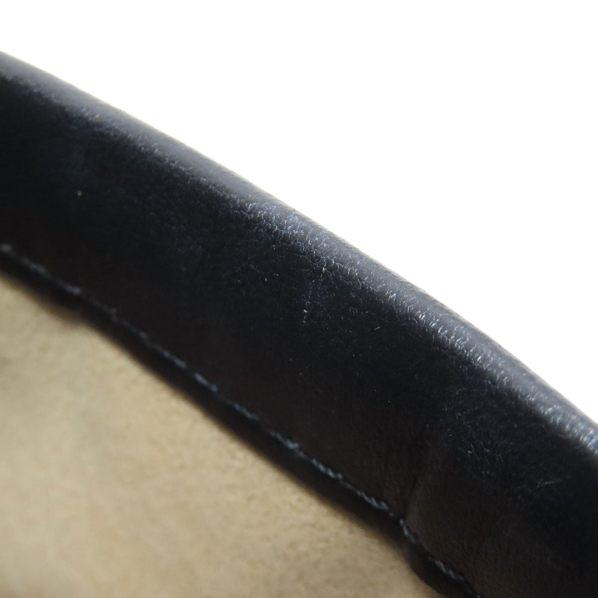 LOUIS VUITTON ルイヴィトン M59114 トロカMM ショルダーバッグ ラムスキン レディース 中古