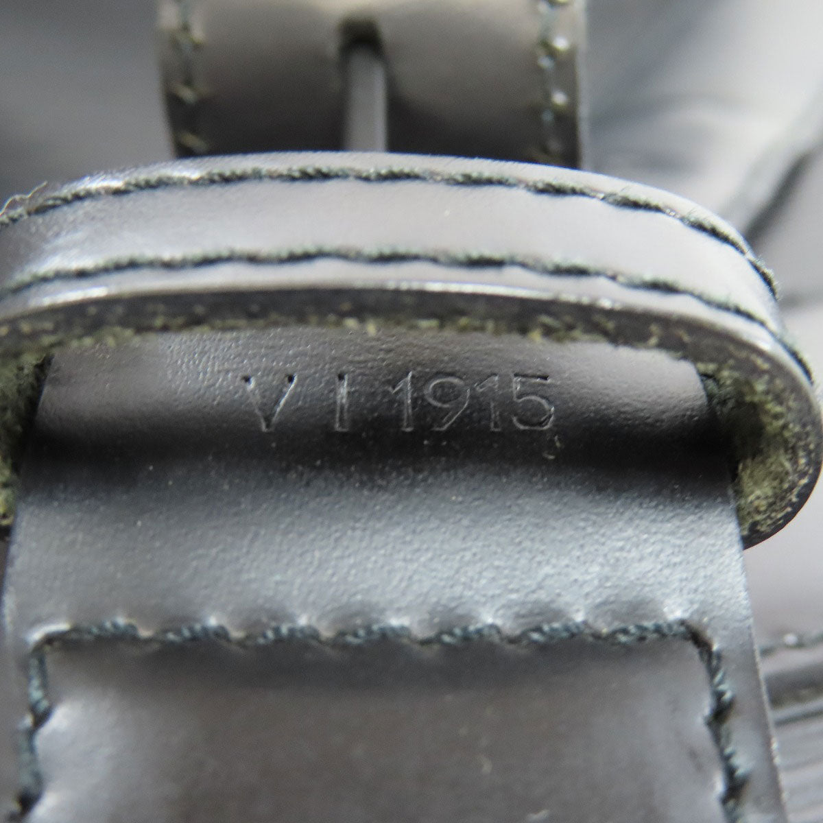 LOUIS VUITTON ルイヴィトン M80155 サック・デポール ショルダーバッグ エピ レディース 中古