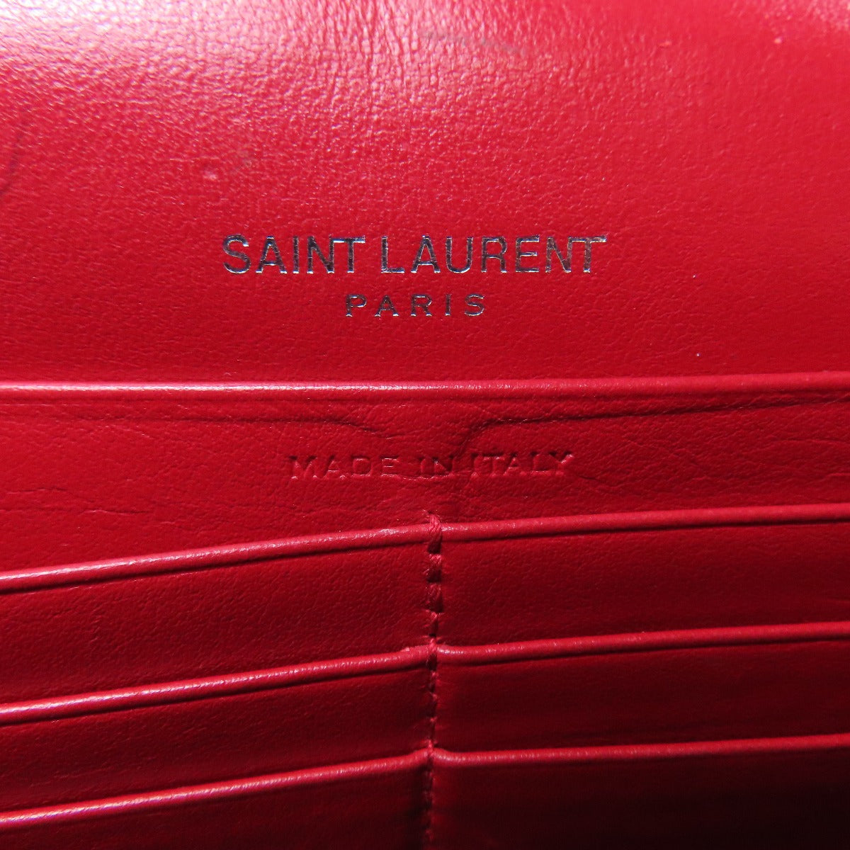 YVES SAINT LAURENT イヴ・サンローラン チェーンウォレット 型押し 長財布（小銭入れあり） レザー レディース 中古