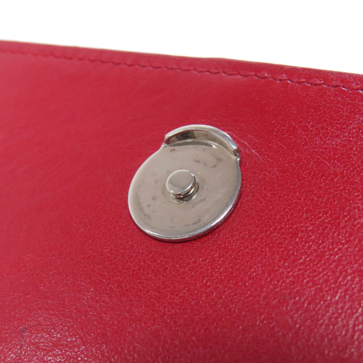 YVES SAINT LAURENT イヴ・サンローラン チェーンウォレット 型押し 長財布（小銭入れあり） レザー レディース 中古