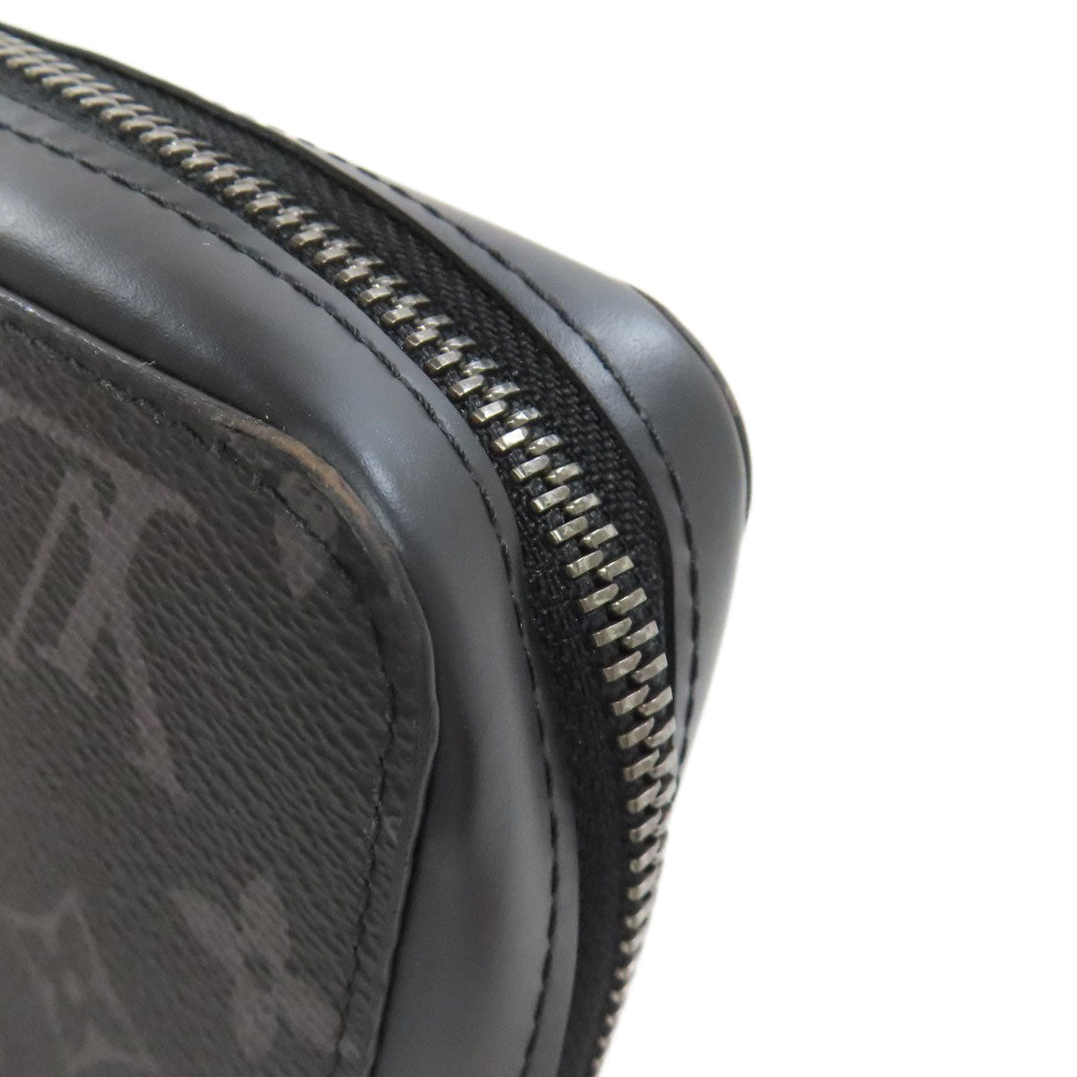 LOUIS VUITTON ルイヴィトン M61698 ジッピーXL セカンドバッグ モノグラムエクリプス メンズ 中古