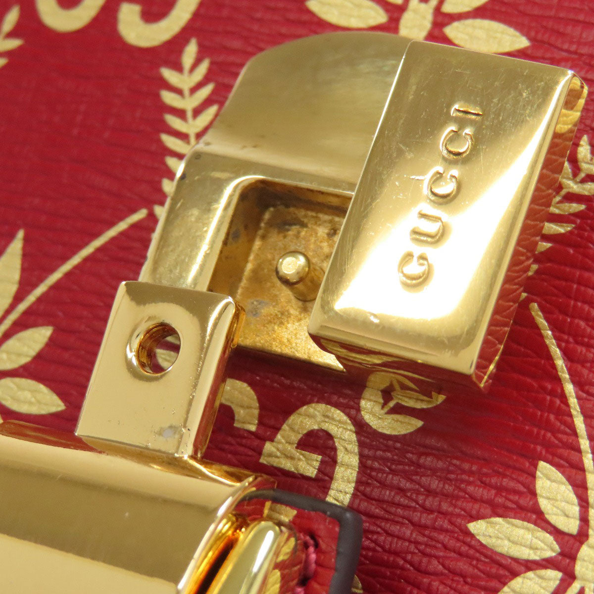 GUCCI グッチ 524405 シルヴィ GG ショルダーバッグ レザー レディース 中古