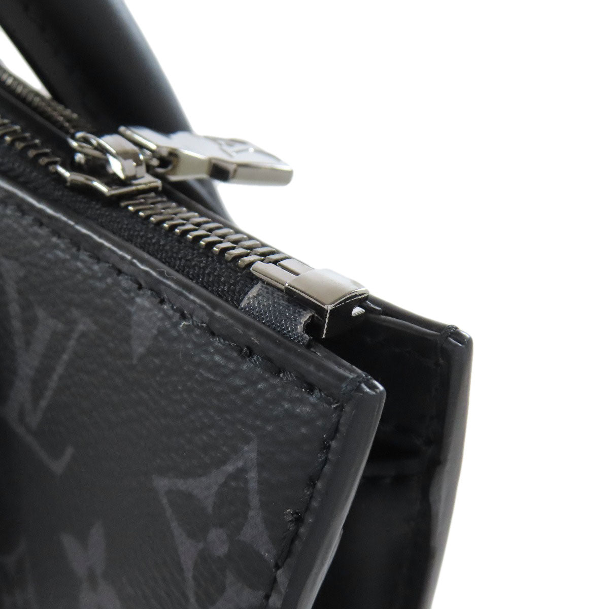 LOUIS VUITTON ルイヴィトン M46456 サックプラ・クロス ショルダーバッグ モノグラムエクリプス メンズ 中古