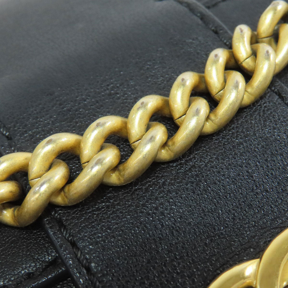 CHANEL シャネル ココマーク チェーンショルダー ゴールド金具 ショルダーバッグ カーフ レディース 中古