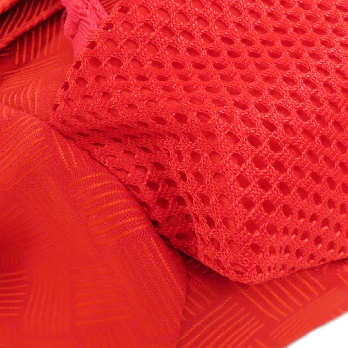 BOTTEGA VENETA ボッテガヴェネタ イントレチャート柄 ボディバッグ ナイロン レディース 中古
