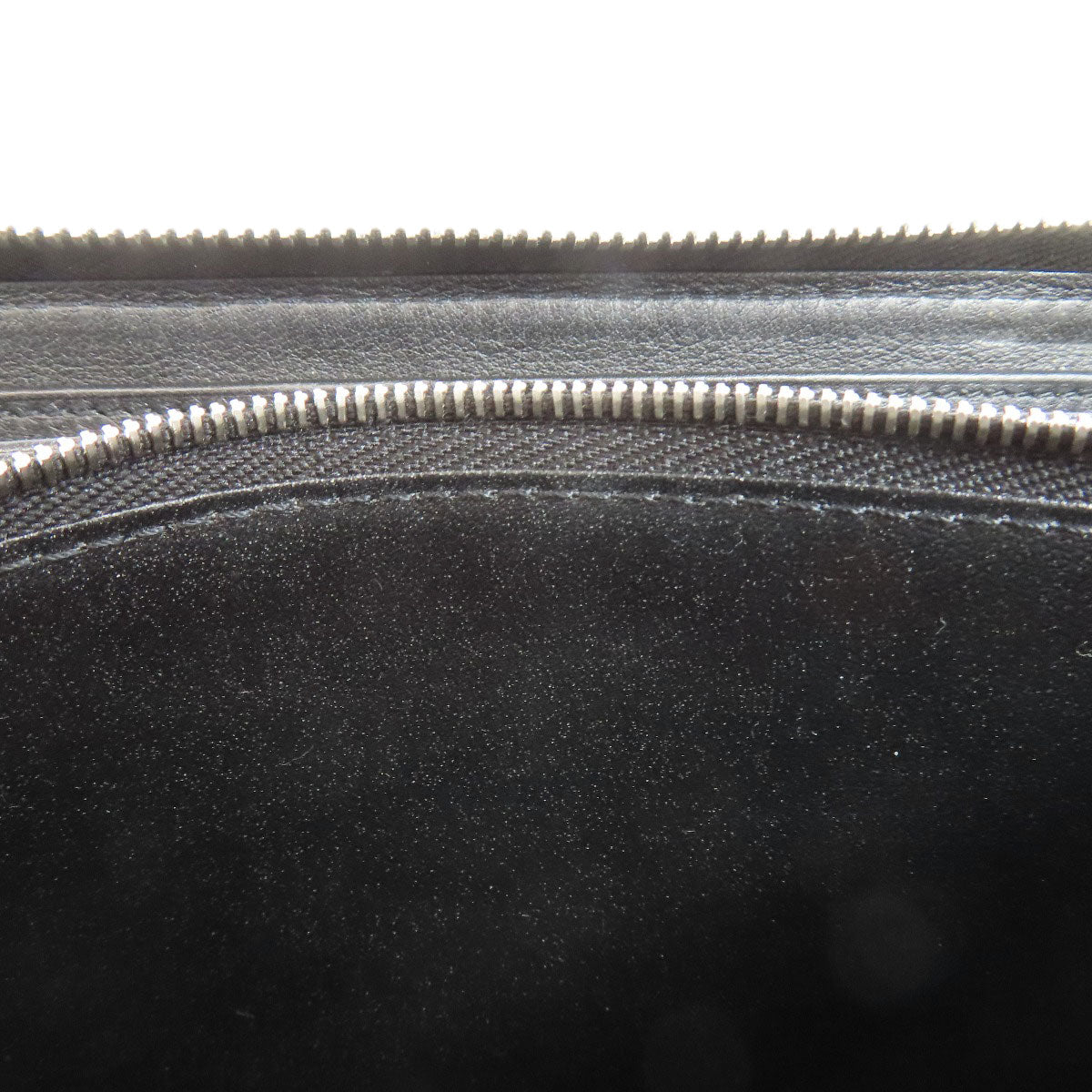 LOUIS VUITTON ルイヴィトン M61867 ジッピー・ウォレット 長財布（小銭入れあり） マヒナレザー レディース 中古
