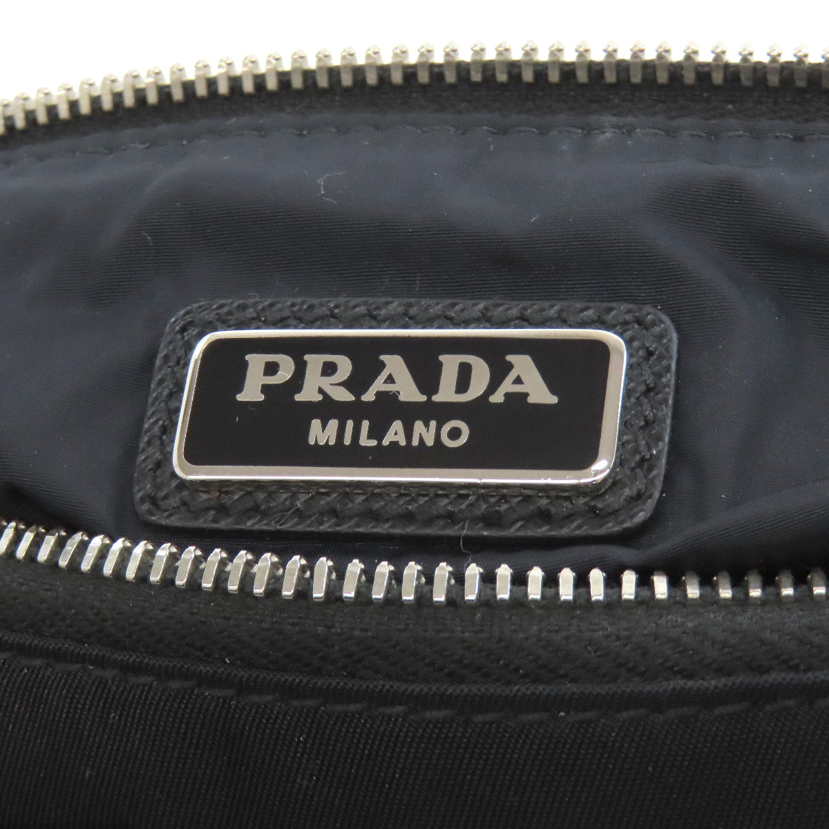 PRADA プラダ 2NH011 ロゴ金具 クラッチバッグ ナイロン レディース 中古