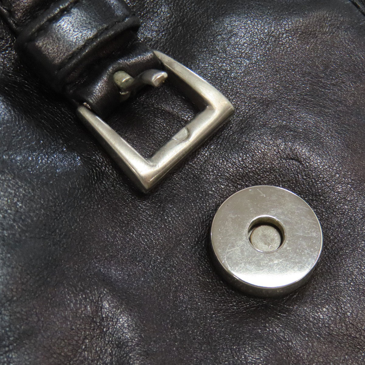 PRADA プラダ ロゴ金具 リュック・デイパック ナイロン レディース 中古