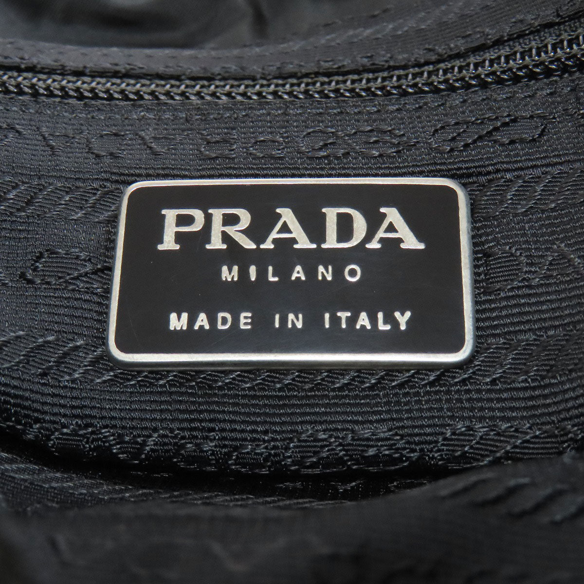 PRADA プラダ ロゴ金具 リュック・デイパック ナイロン レディース 中古