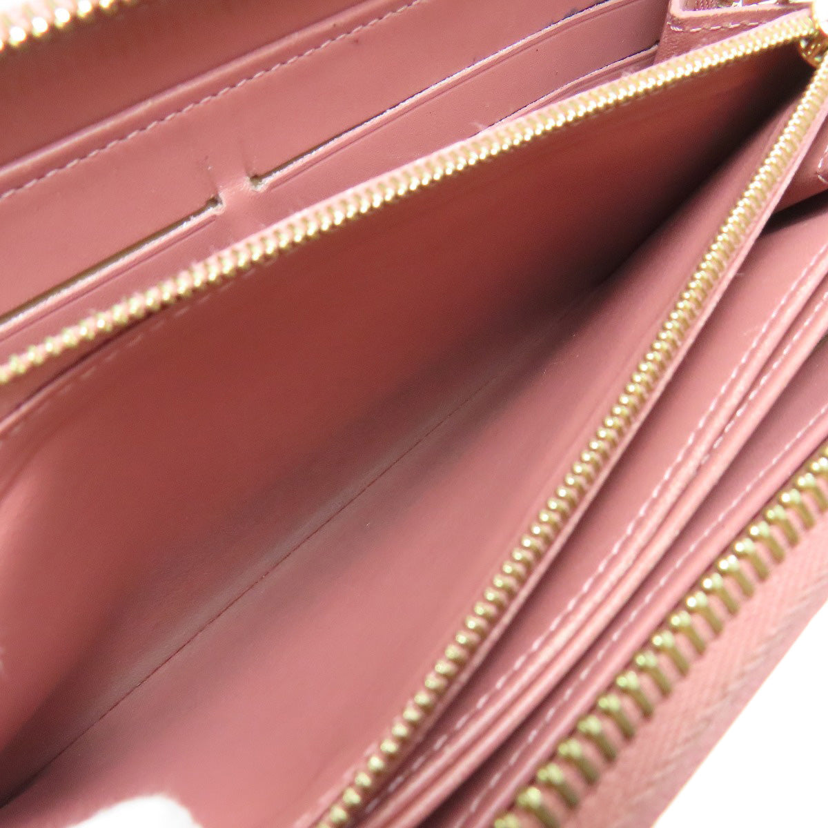 LOUIS VUITTON ルイヴィトン M90020 ジッピー・ウォレット 旧 イカットフラワー 長財布（小銭入れあり） ヴェルニ レディース 中古