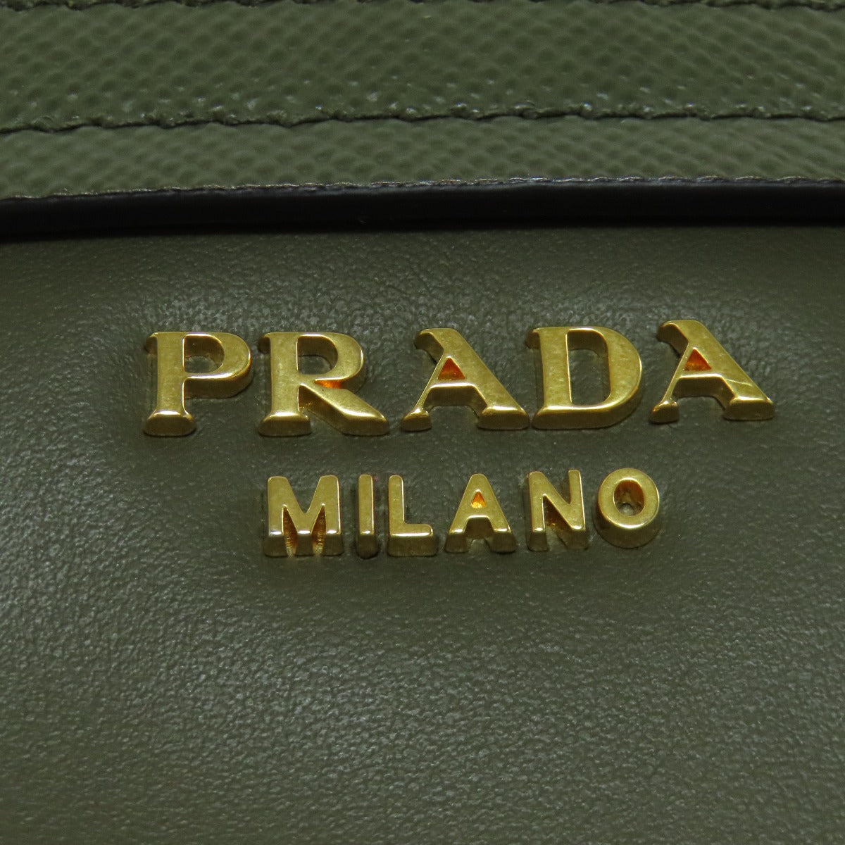 PRADA プラダ 1BD050 チェーンバッグ ショルダーバッグ レザー レディース 中古
