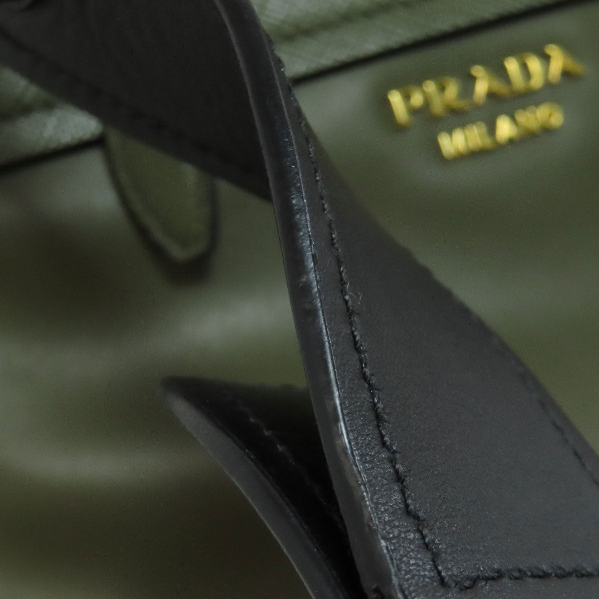 PRADA プラダ 1BD050 チェーンバッグ ショルダーバッグ レザー レディース 中古