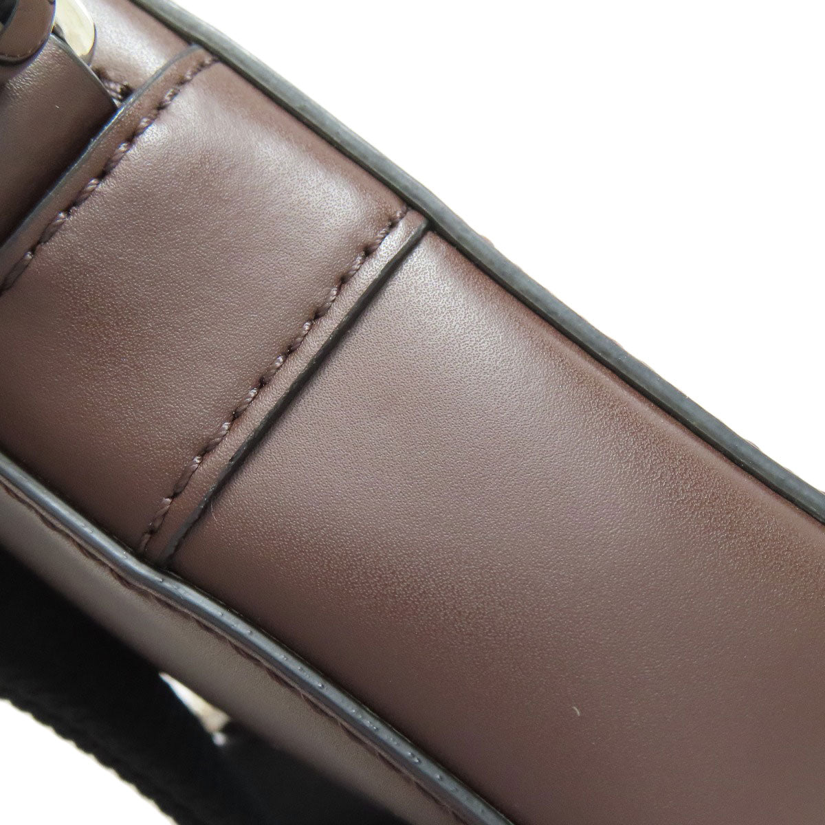 VALENTINO バレンティノ ロゴ ショルダーバッグ レザー レディース 中古