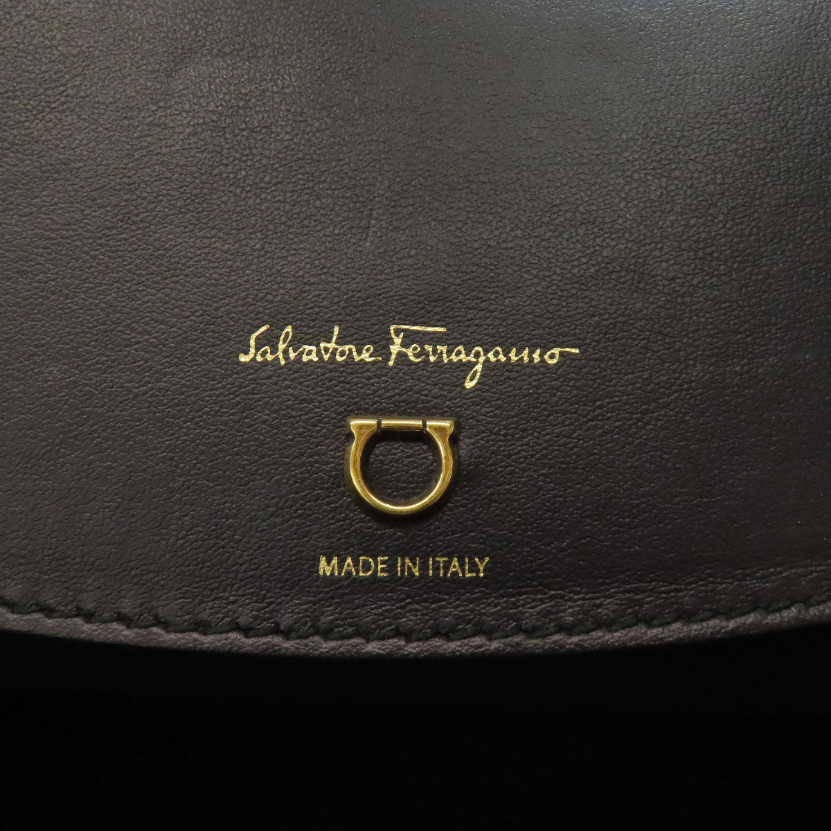 Salvatore Ferragamo サルヴァトーレフェラガモ ガンチーニ金具 トートバッグ PVC レディース 中古