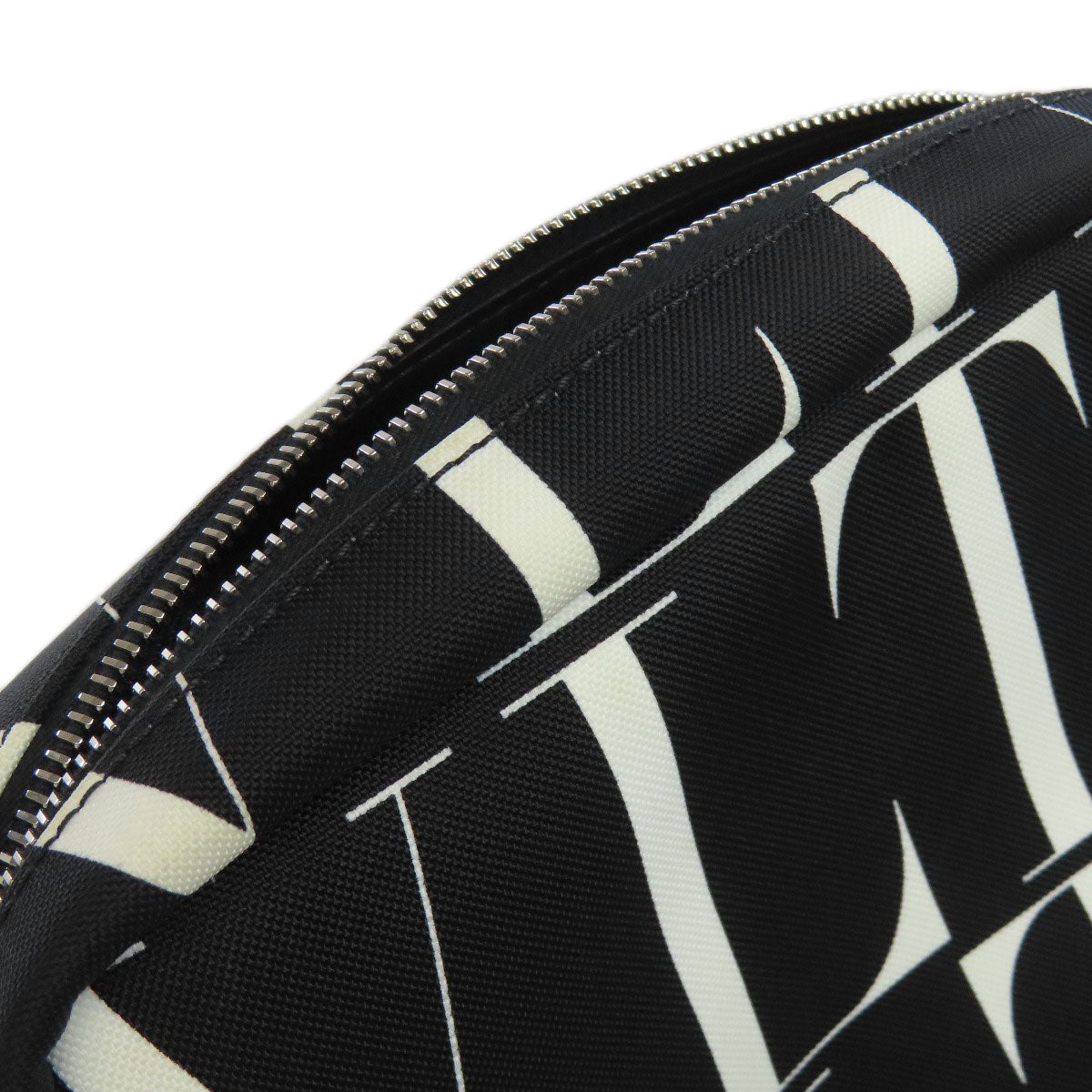 VALENTINO バレンティノ ロゴ ショルダーバッグ キャンバス レディース 中古