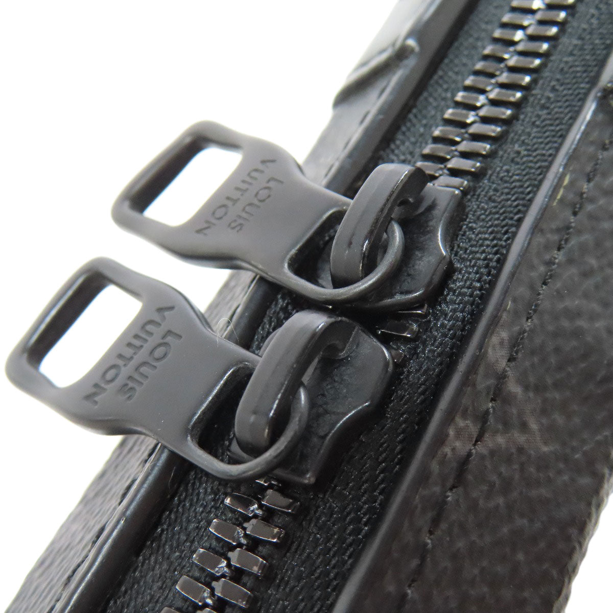 LOUIS VUITTON ルイヴィトン M69838 ソフトトランク・ウォレット 長財布（小銭入れあり） モノグラムエクリプス メンズ 中古