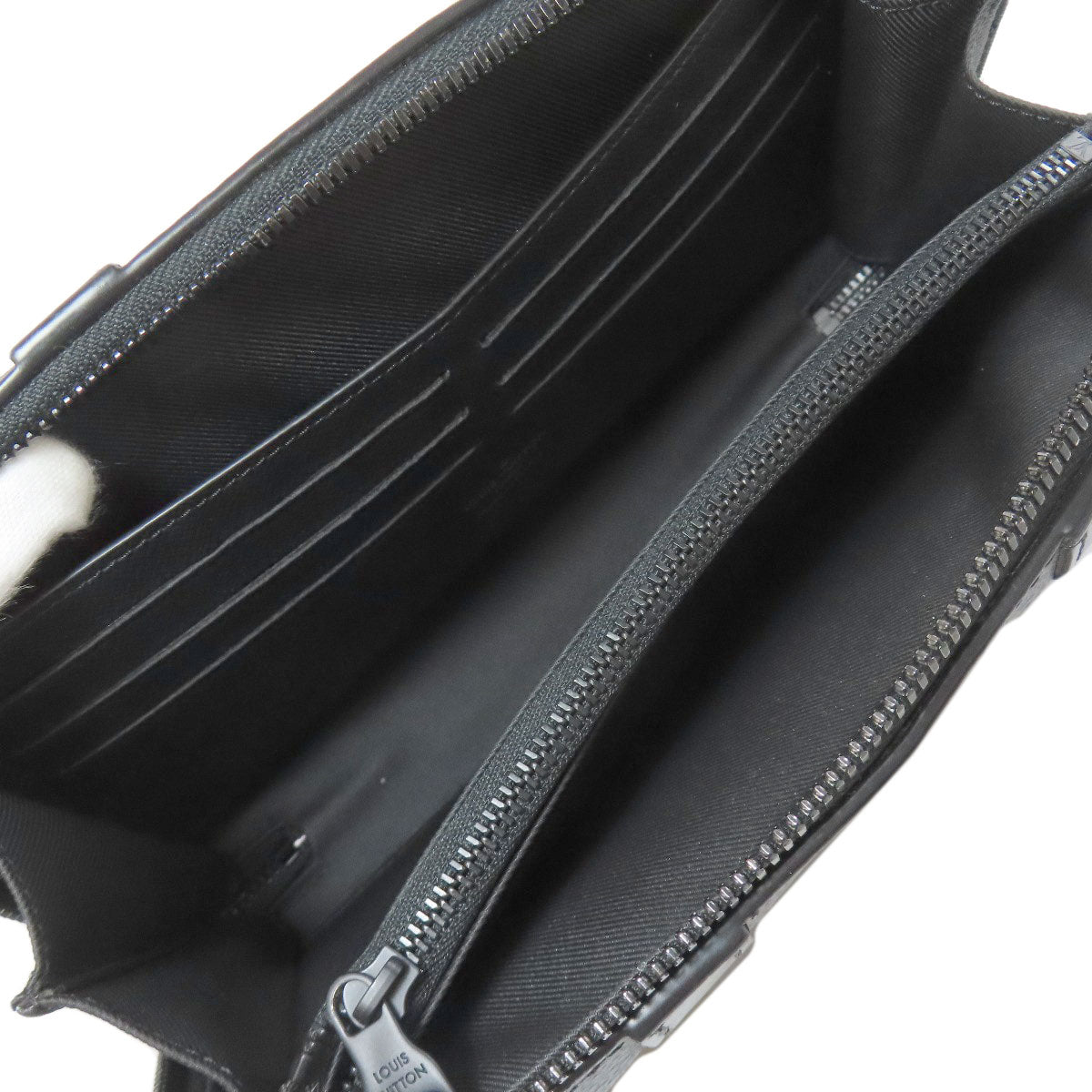 LOUIS VUITTON ルイヴィトン M69838 ソフトトランク・ウォレット 長財布（小銭入れあり） モノグラムエクリプス メンズ 中古
