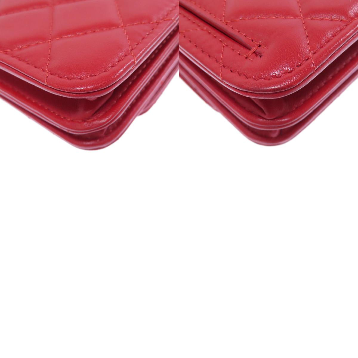CHANEL シャネル チェーンショルダー マトラッセ シルバー金具 二つ折り財布（小銭入れあり） ラムスキン レディース 中古
