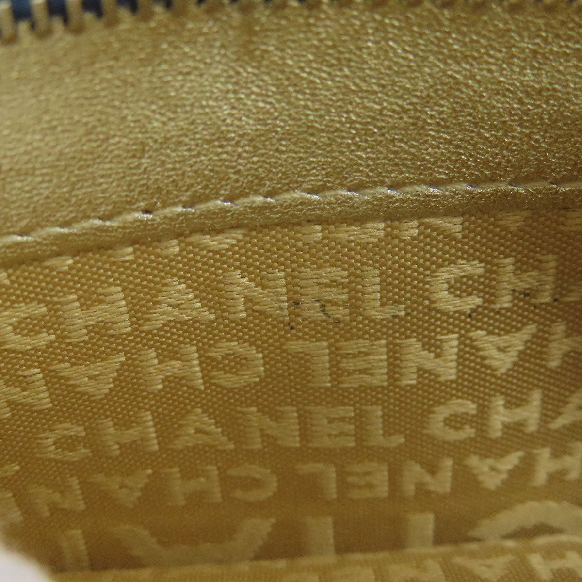 CHANEL シャネル ココマーク ステッチ ゴールド金具 コインケース デニム レディース 中古
