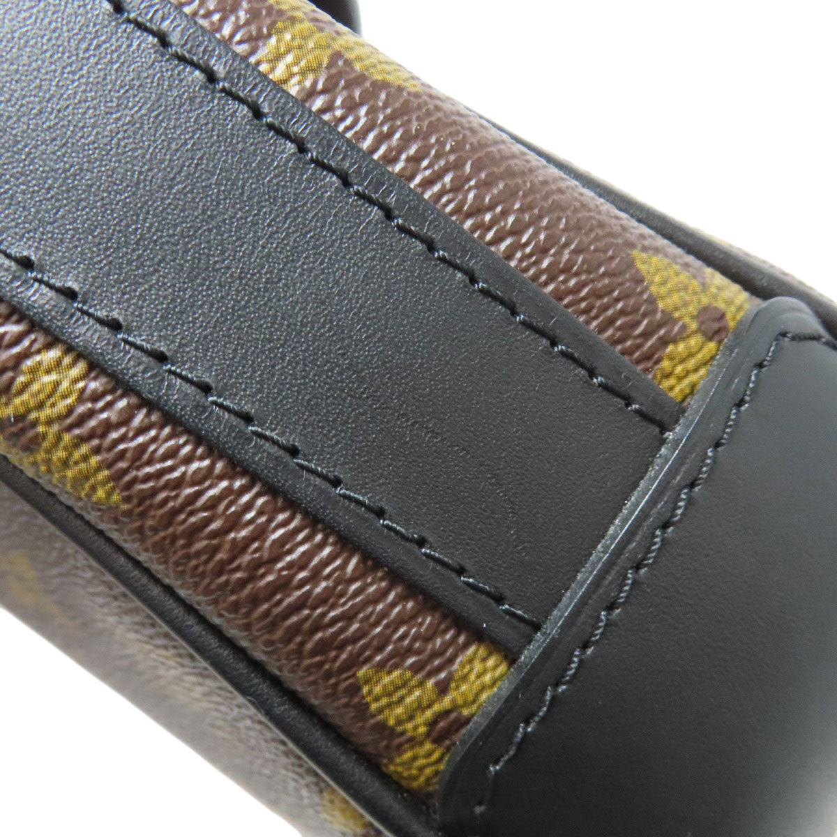 LOUIS VUITTON ルイヴィトン M56717 バスPM モノグラムマカサー ショルダーバッグ モノグラムキャンバス メンズ 中古
