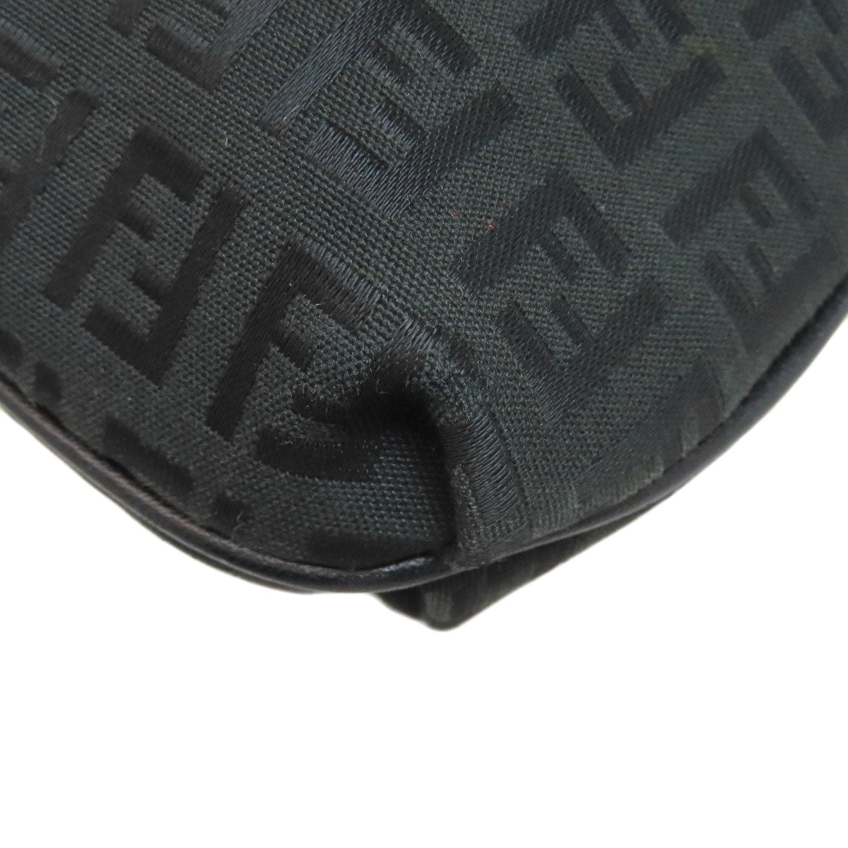 FENDI フェンディ ズッカ柄 ショルダーバッグ キャンバス レディース 中古