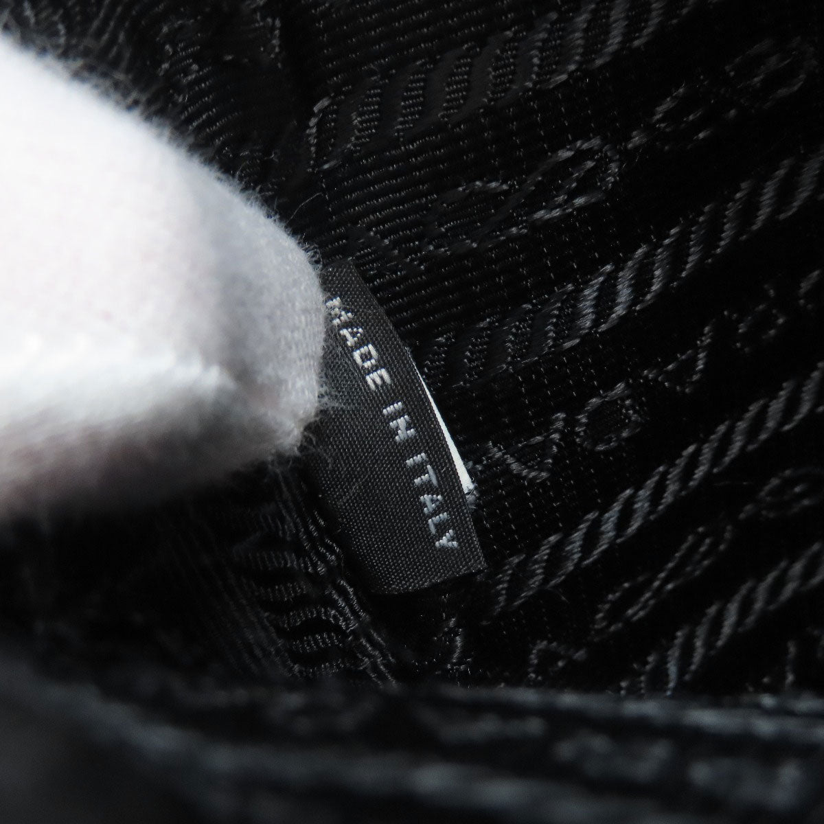 PRADA プラダ ロゴ ショルダーバッグ ナイロン レディース 中古