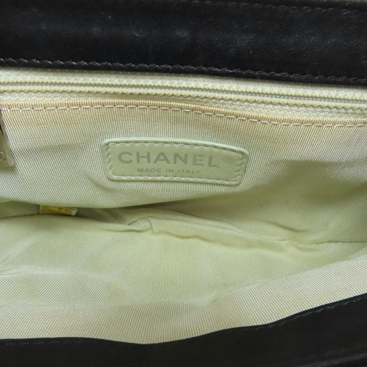 CHANEL シャネル チェーンショルダー マトラッセ シルバー金具 ショルダーバッグ カーフ レディース 中古