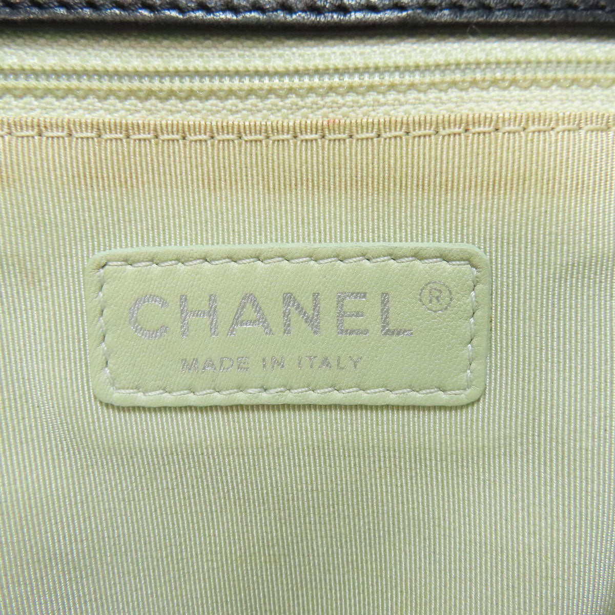 CHANEL シャネル チェーンショルダー マトラッセ シルバー金具 ショルダーバッグ カーフ レディース 中古