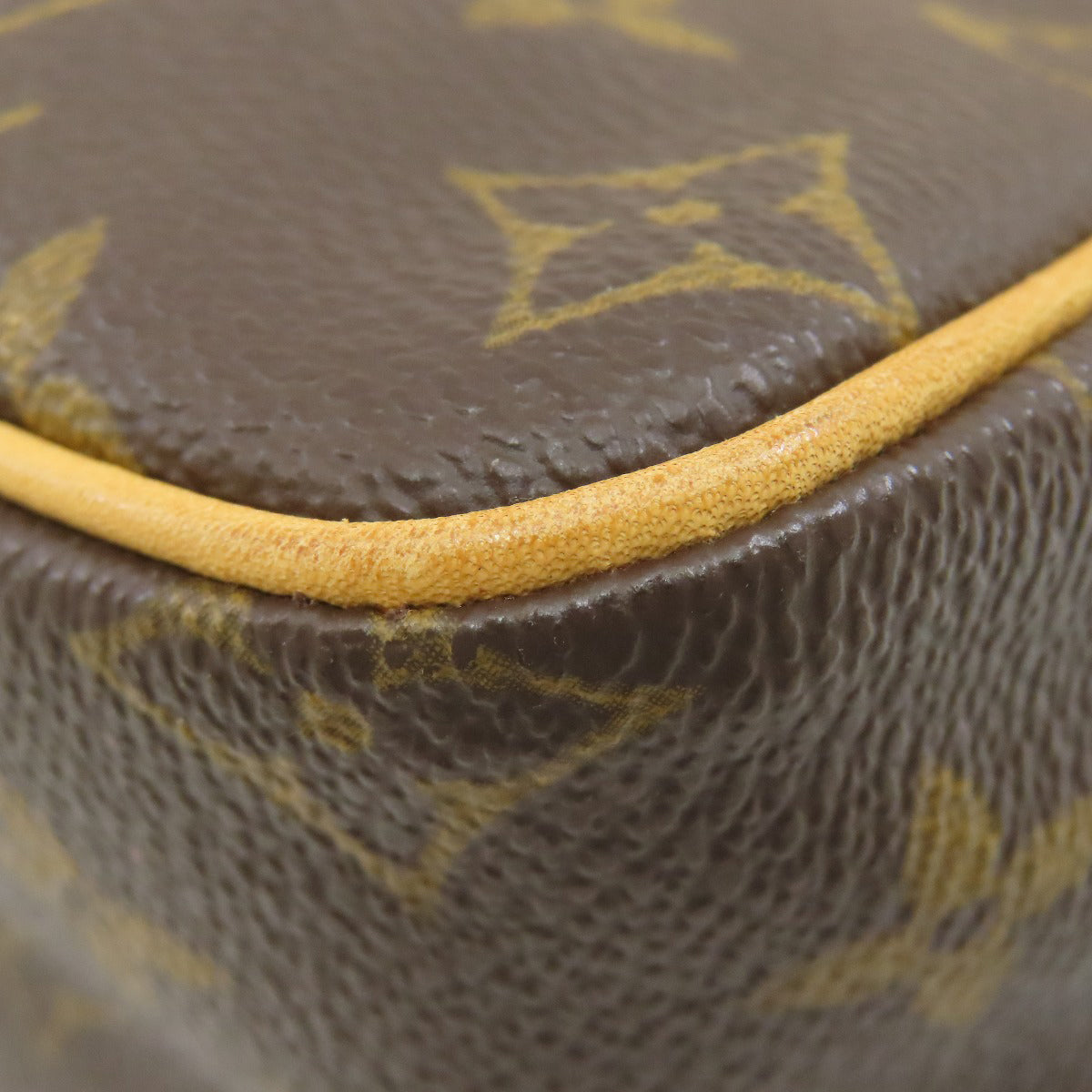 LOUIS VUITTON ルイヴィトン M51165 ヴィヴァシテPM ショルダーバッグ モノグラムキャンバス レディース 中古