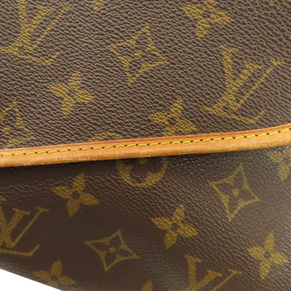 LOUIS VUITTON ルイヴィトン M42254 ソミュール35 ショルダーバッグ モノグラムキャンバス レディース 中古